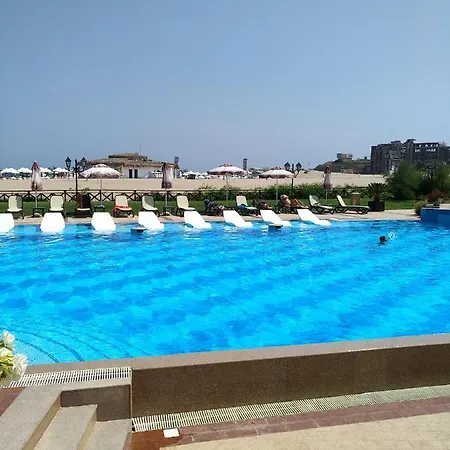 Daire Oasis & Spa 1 Bedroom 5.3.а Stanis